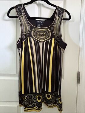 😍Max Edition Black & Yellow Retro Print Sleeveless Top Size small